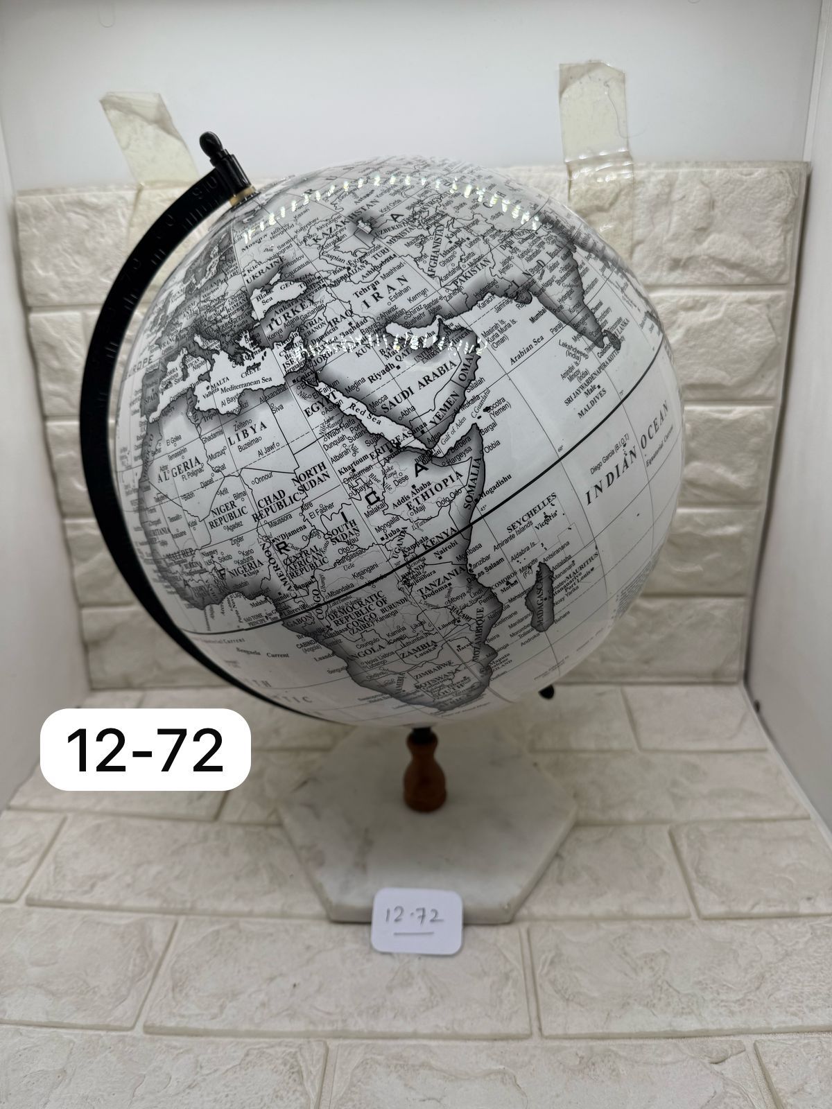 GLOBE 12-72 MARBLE 2400