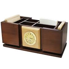 JP09 WOODEN PEN STAND